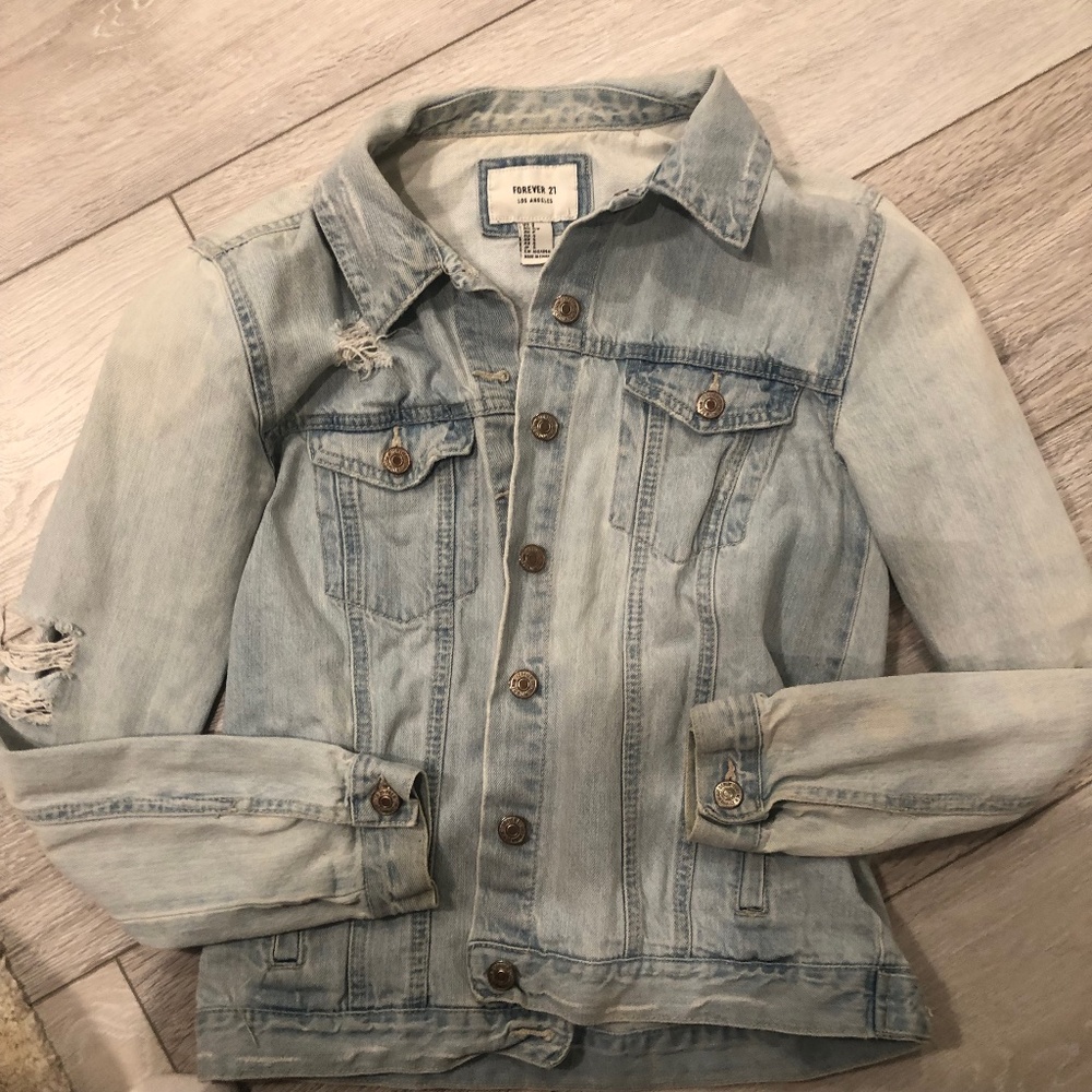 Distressed Jean Jacket - Picture 7 of 9